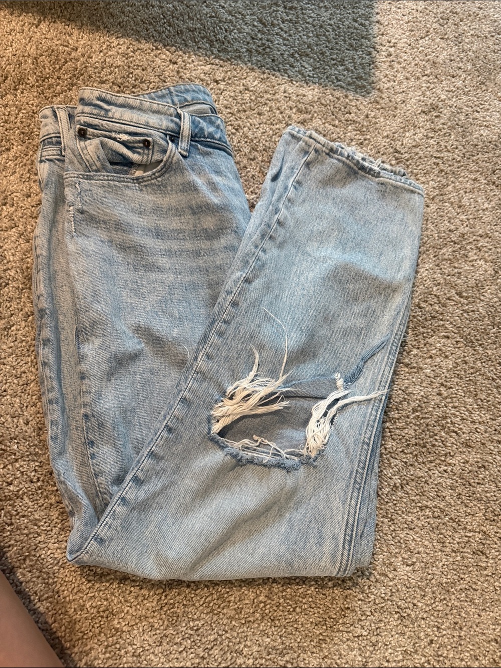 Curve Love “The Dad” Relaxed for Jean Light Wash Distressed Women’s Jeans